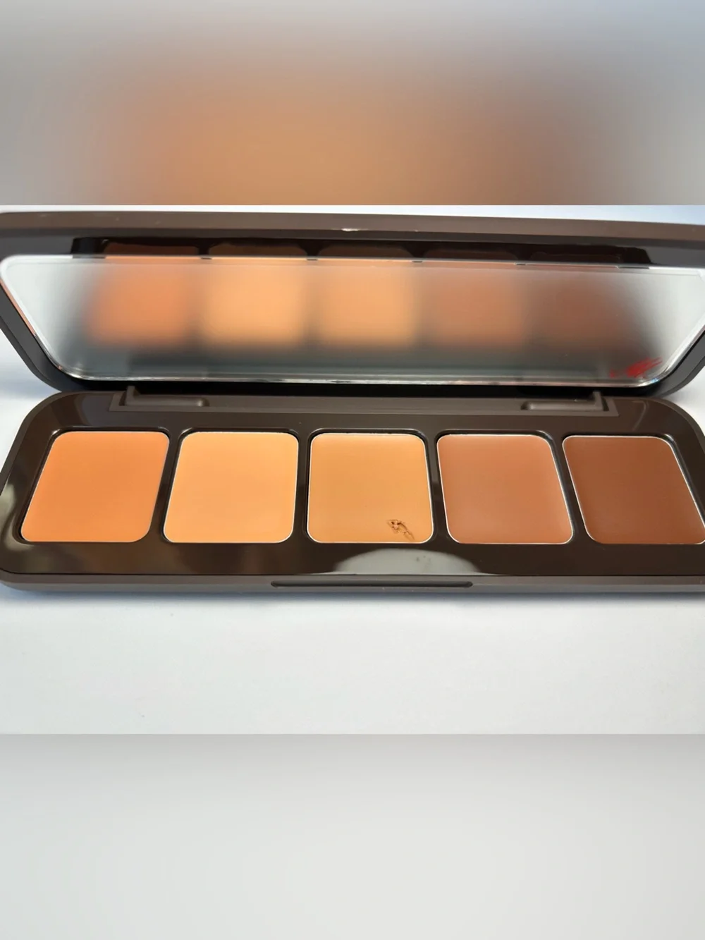 NWT🌷(Tan) M.ph Underpainting Face Highlight & Contour Palette